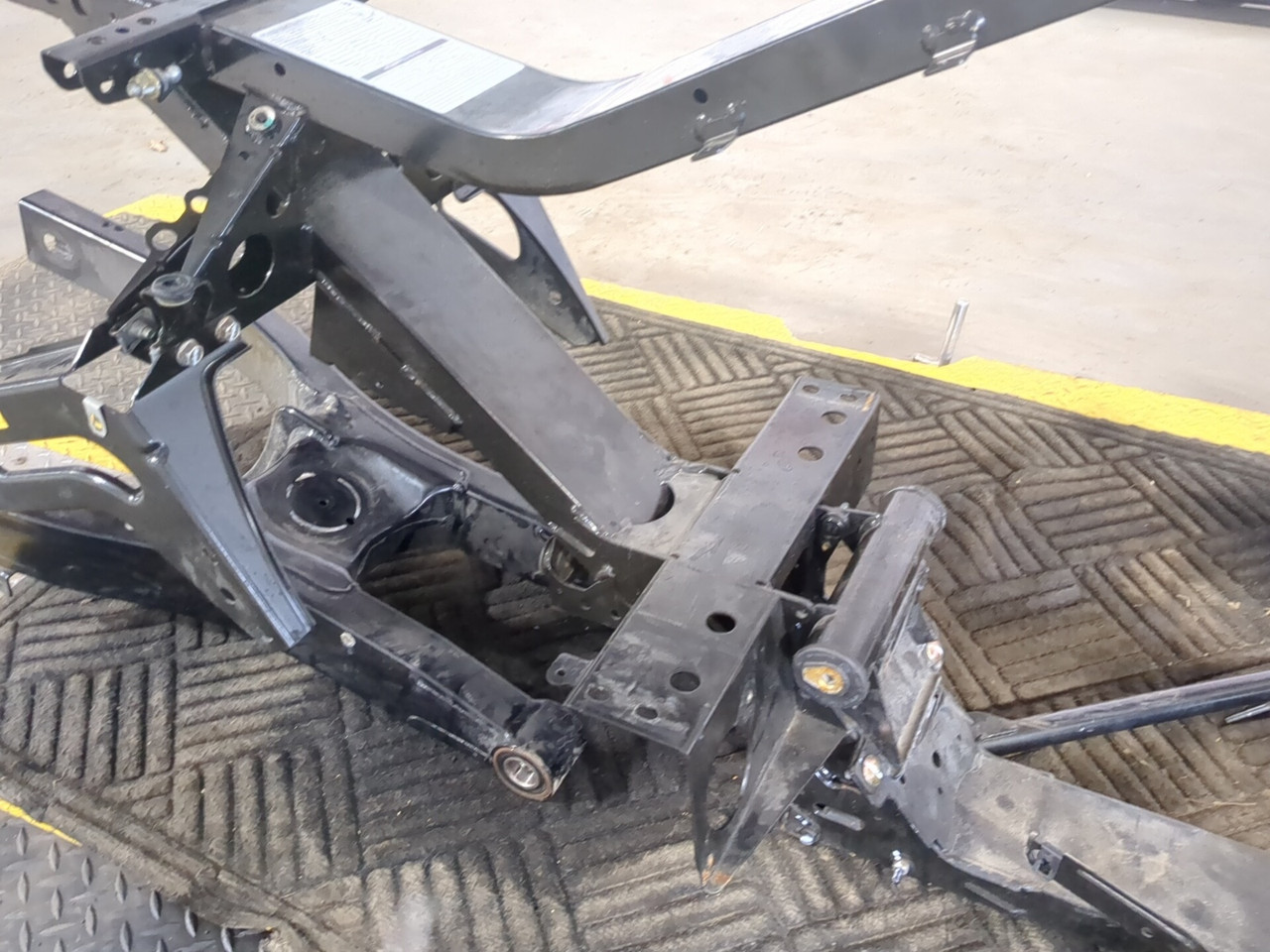 14-19 Can Am Spyder Rt SE6 Main Frame Chassis Swingarm STRAIGHT