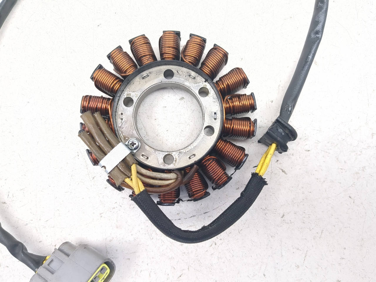 18-24 Ducati Panigale V4S Left Generator Stator Magneto 26420572C