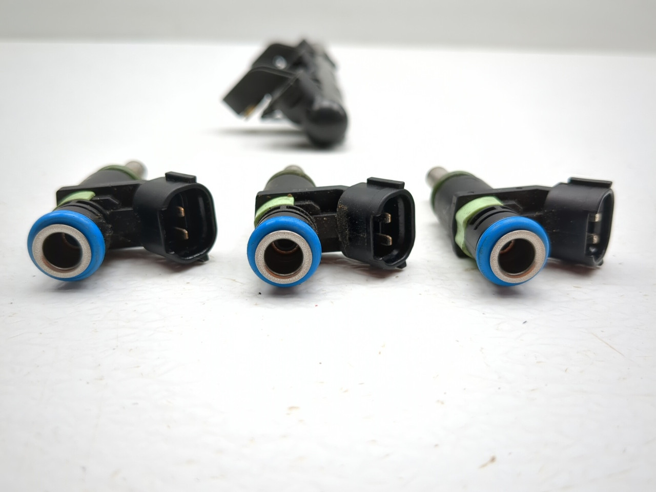 14-19 Can Am Spyder Rt SE6 Fuel Rail & Injectors Set Fuel Rail