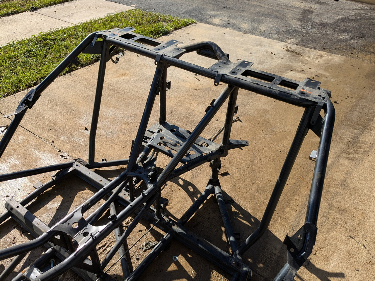 21-24 Polaris Slingshot S Main Frame Chassis STRAIGHT SLVG A - Sun
