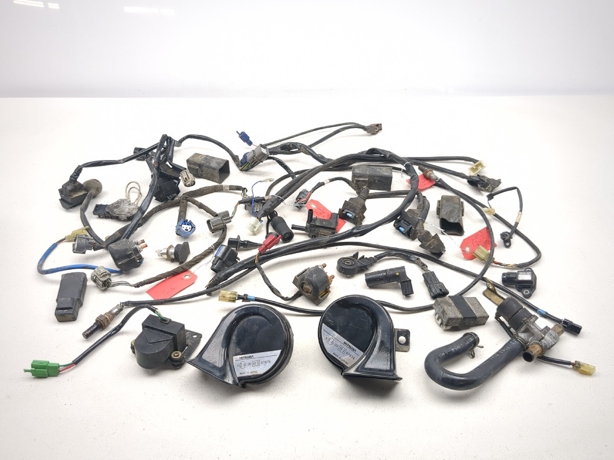 専用セット！ 01-05 Honda Goldwing 1800 GL1800 Relay Set Tip Over Kickstand O2