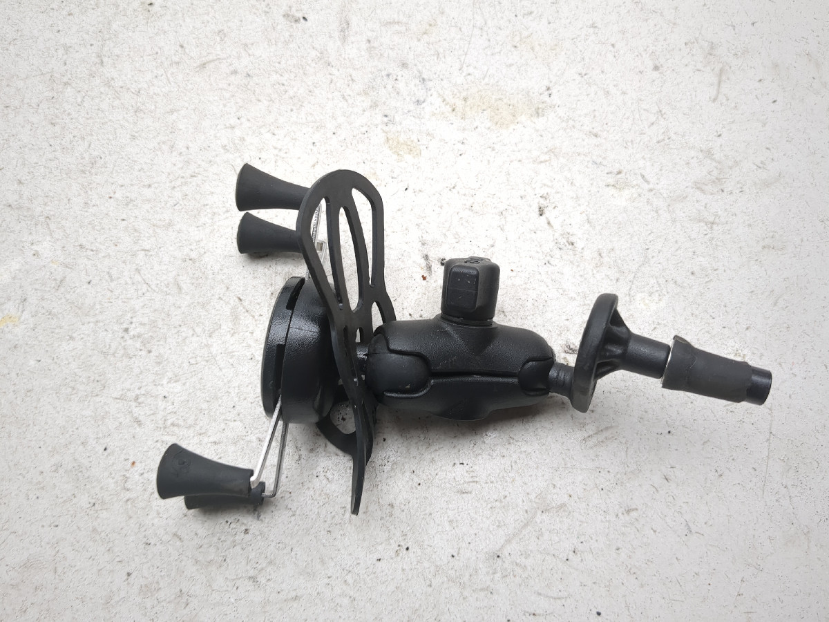 99-07 Suzuki Hayabusa GSX1300R RAM MOUNTS Phone Holder Acsessory