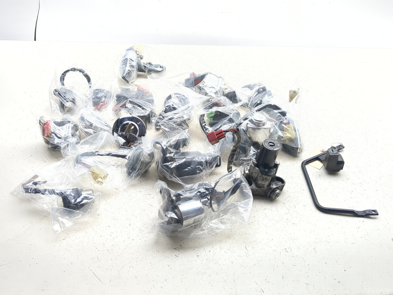 Honda VTX VT GL CB CMX 500 750 1100 1500 Lock Sets Ignition