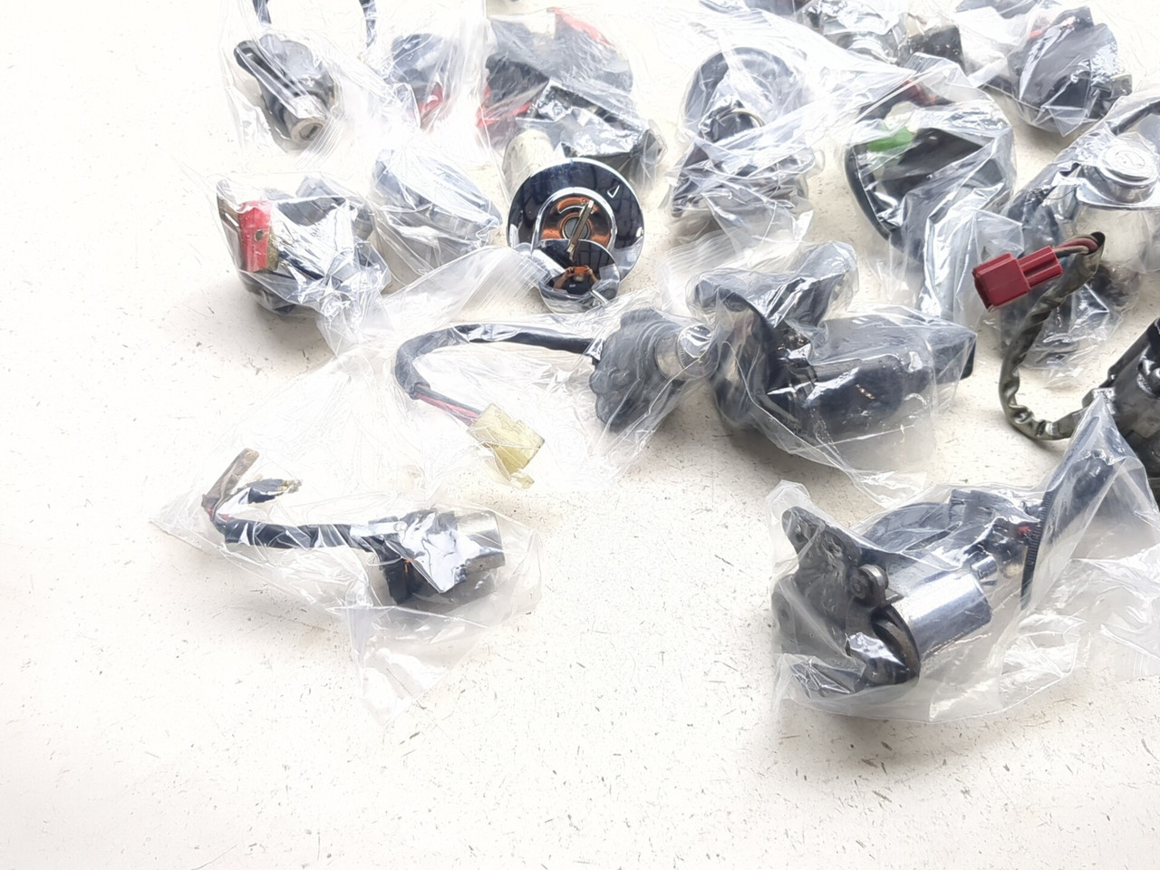Honda VTX VT GL CB CMX 500 750 1100 1500 Lock Sets Ignition