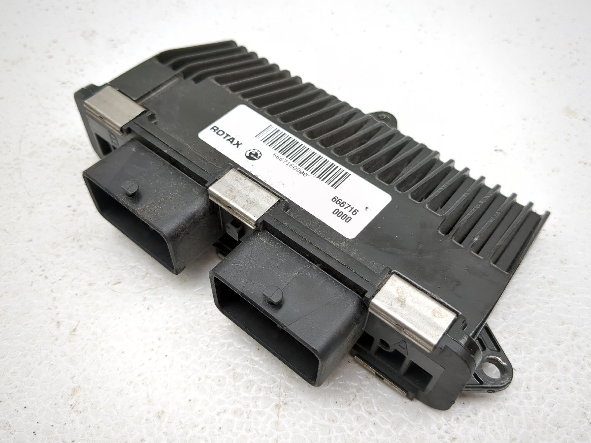 16-19 Can Am Spyder F3-T SE6 Gauge ECU Ignition Lock Set W/ Key