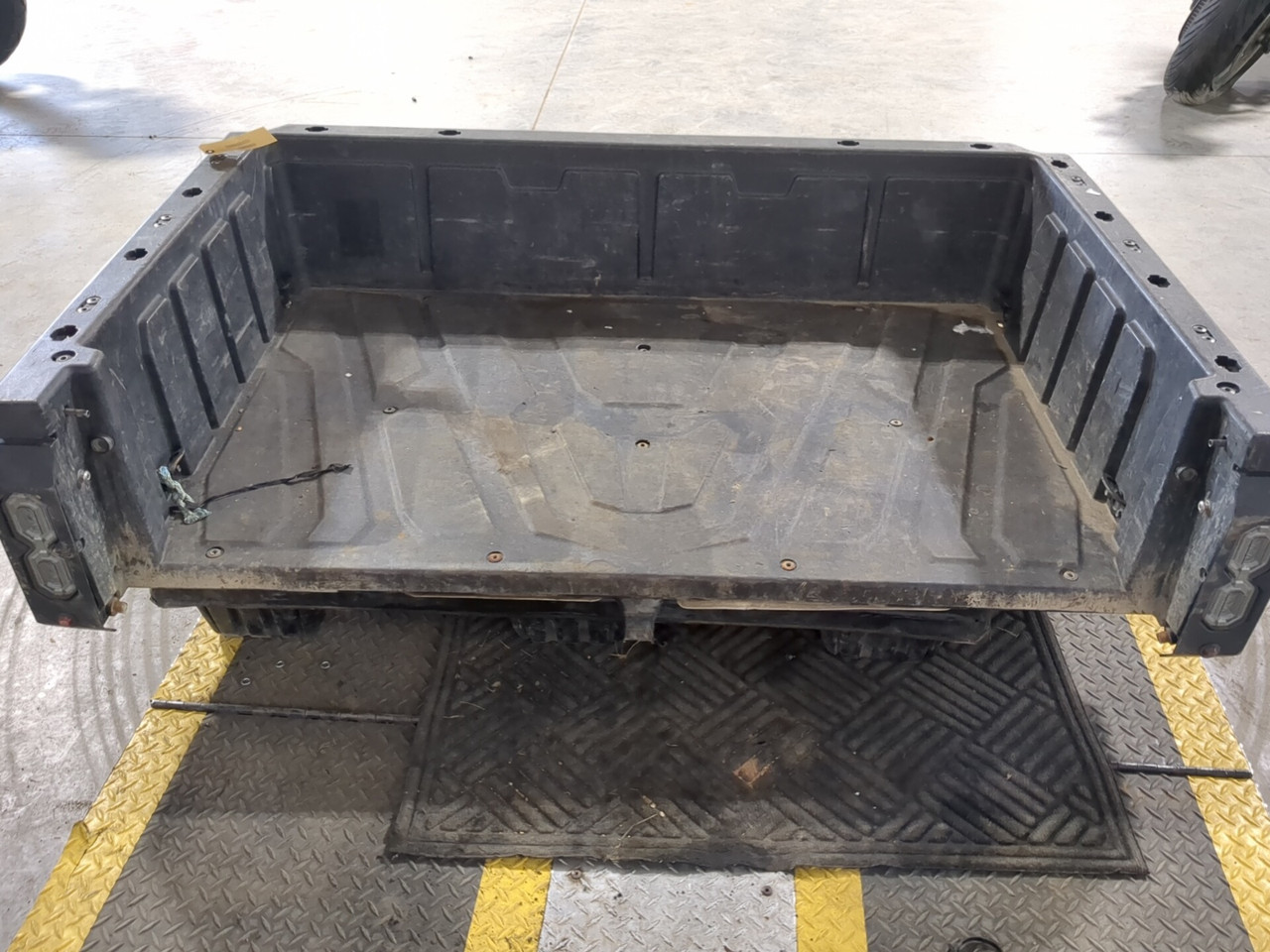 19-26 CFMoto UForce 1000 Rear Cargo Dump Bed Assembly - Sun Coast