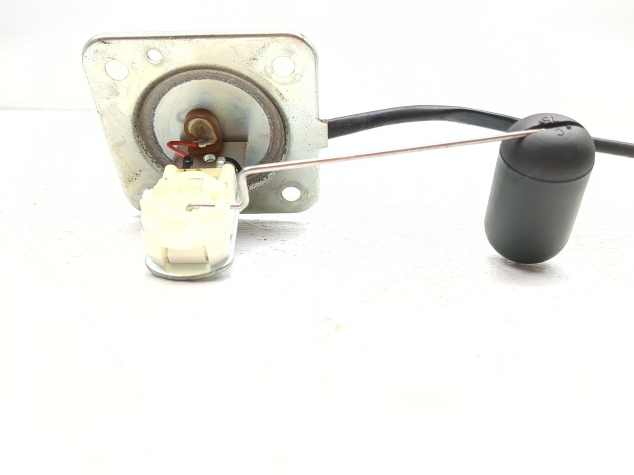 ロー 22 23 CFMOTO 650 Adventura Fuel Level Sensor Sending Unit A000