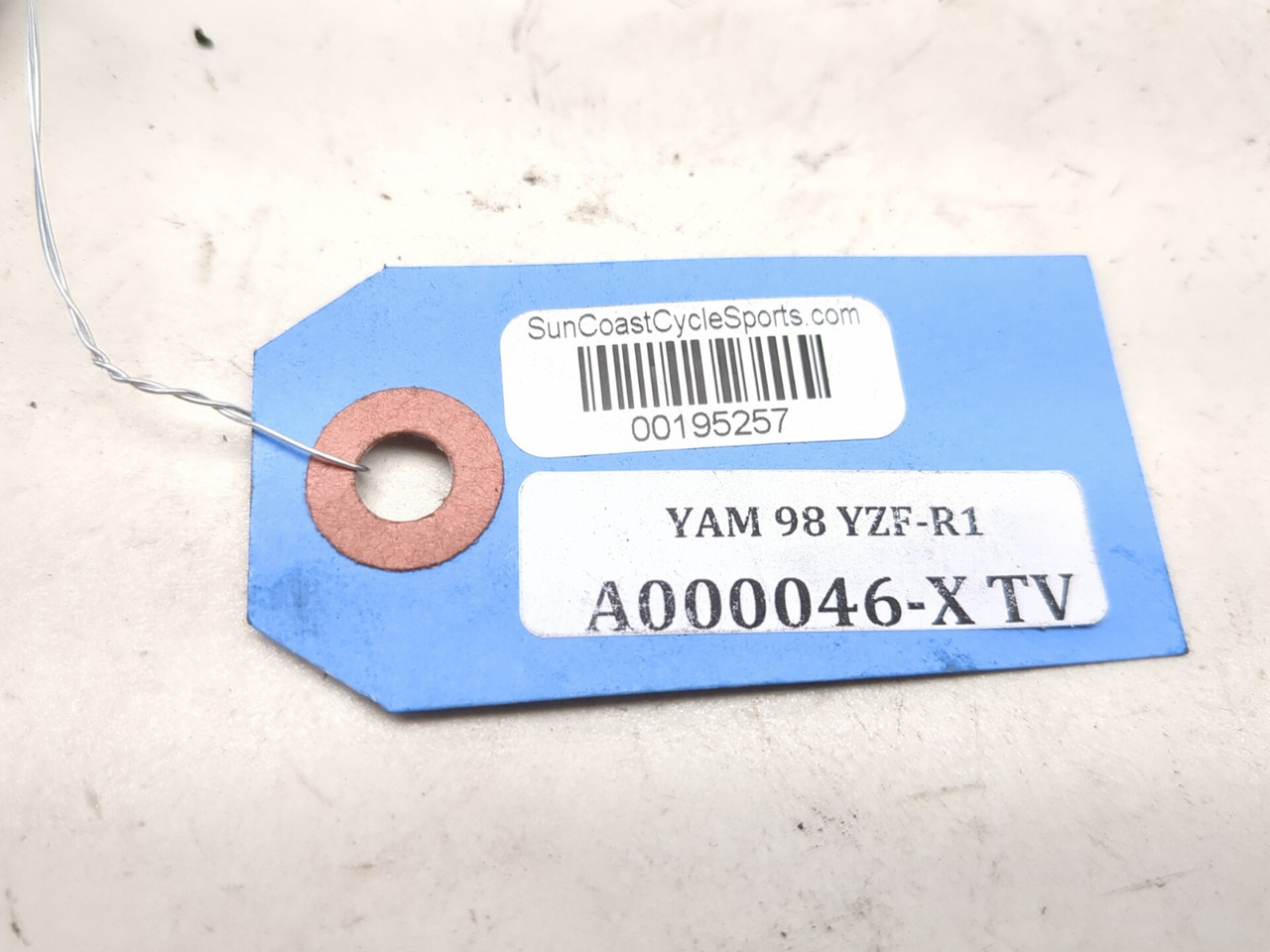 98-01 Yamaha R1 YZF-R1 Rear Seat Lock Cable Bench Saddle Driver