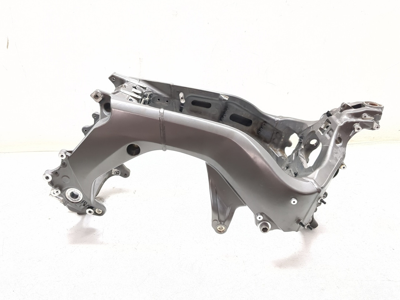 11-15 BMW K1600 GT Main Frame Chassis 46517717003 STRAIGHT SLVG
