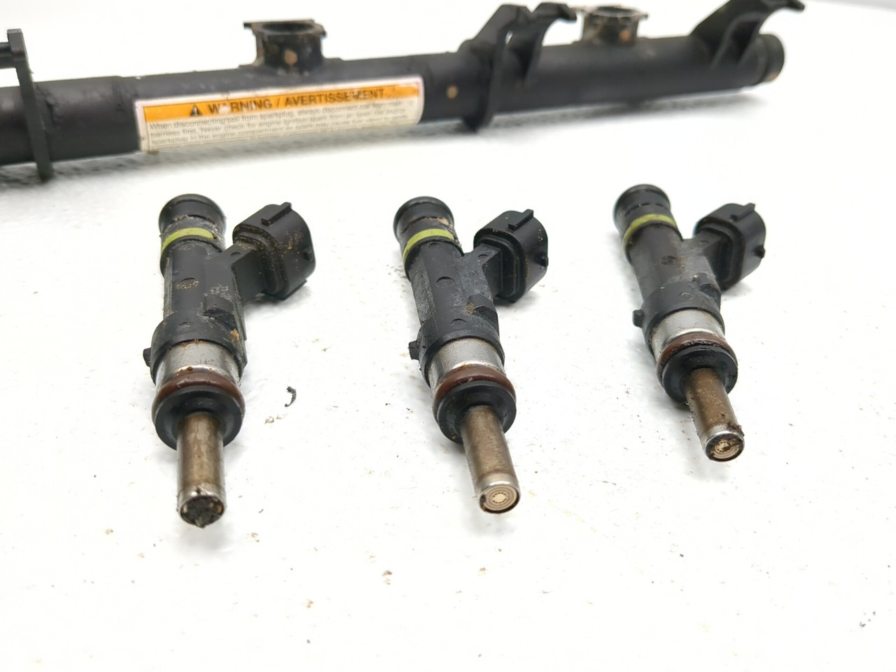 18-25 Sea-Doo RXT-X 300 RXTX Upper Fuel Rail & Fuel Injectors