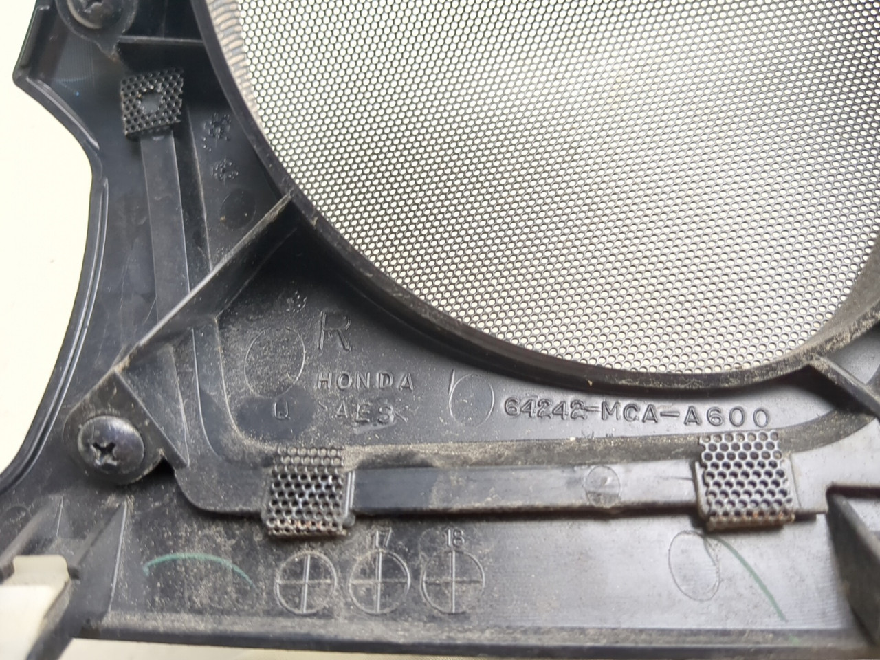 12-17 Honda GL1800 Goldwing 1800 Front Meter Panel & Speaker