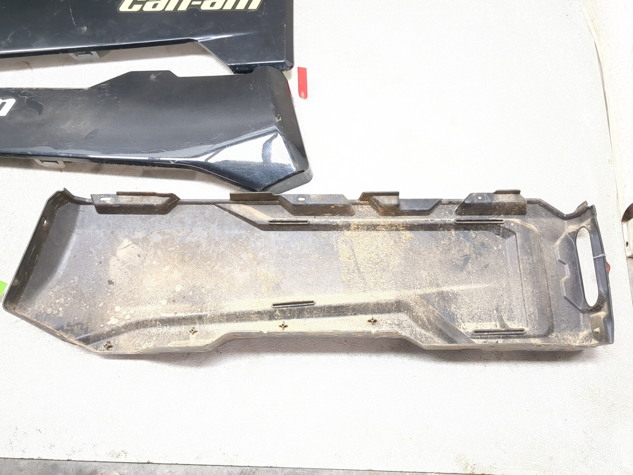 17-21 Can Am Defender XT HD8 Rear Left & Right Bed Side Trim Panel