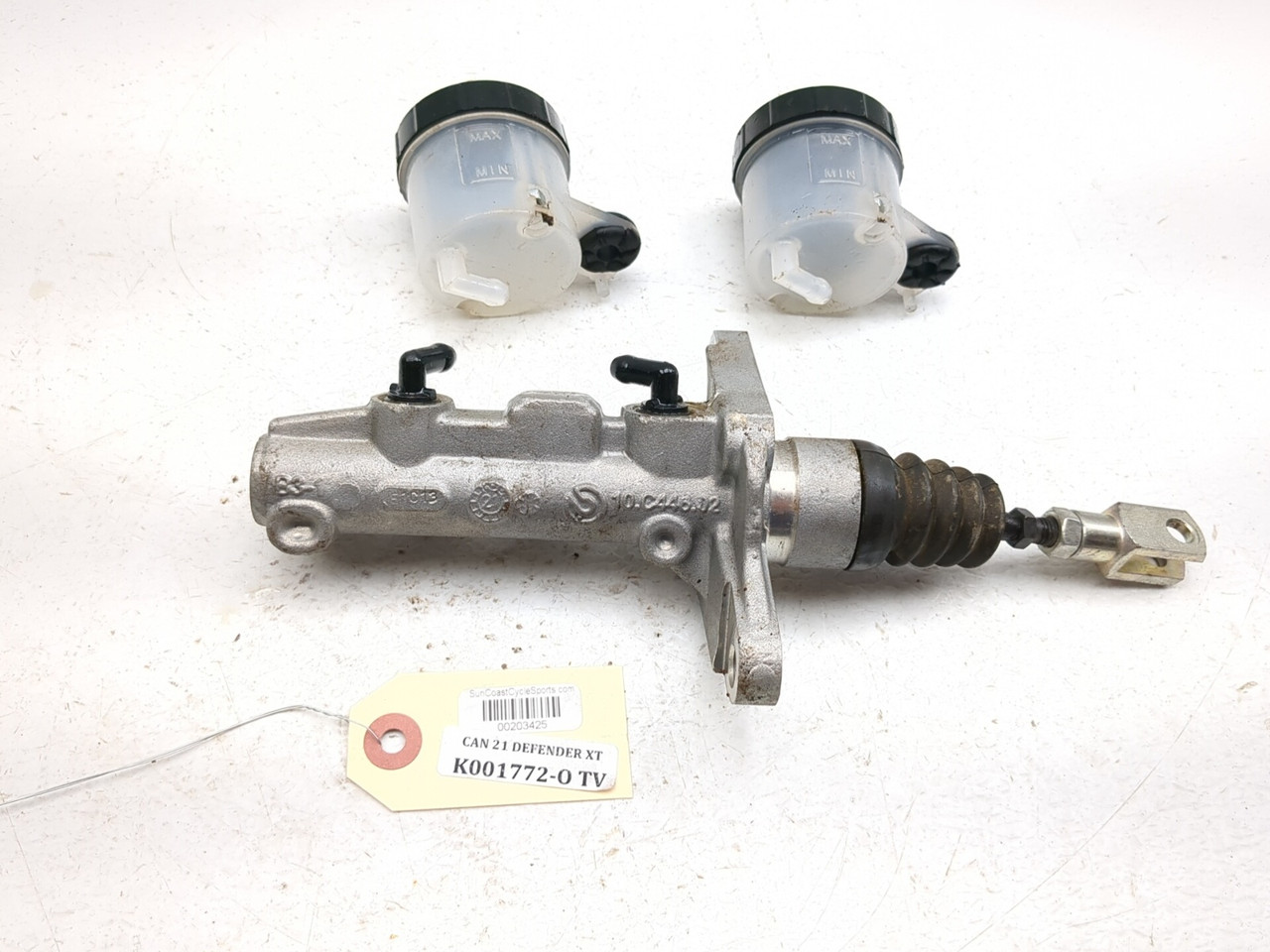 17-21 Can-Am Defender XT HD8 Master Cylinder & Reservoirs Brake