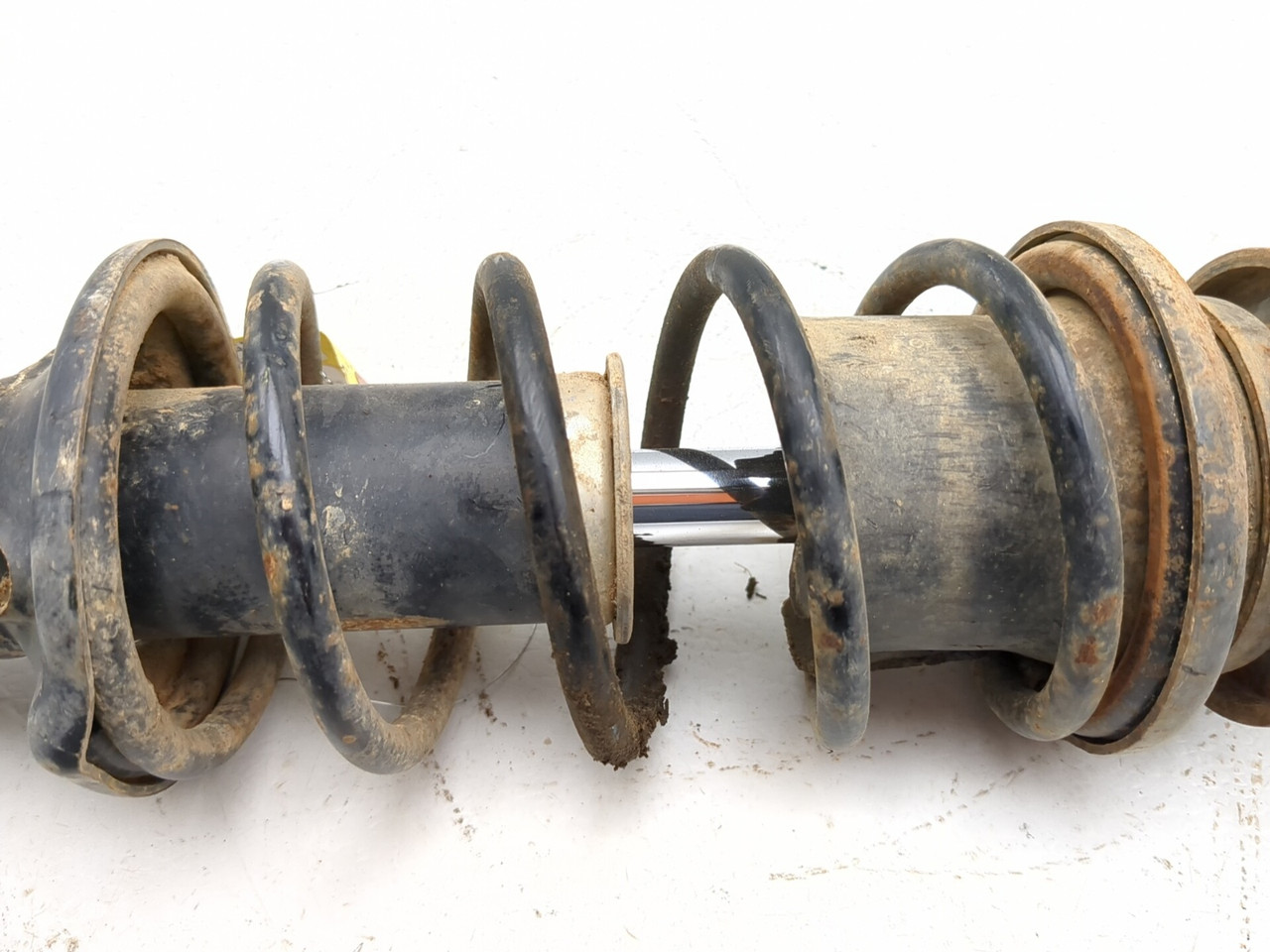 09-24 Kawasaki Mule 4010 KAF620 4x4 Left Front Shock Suspension