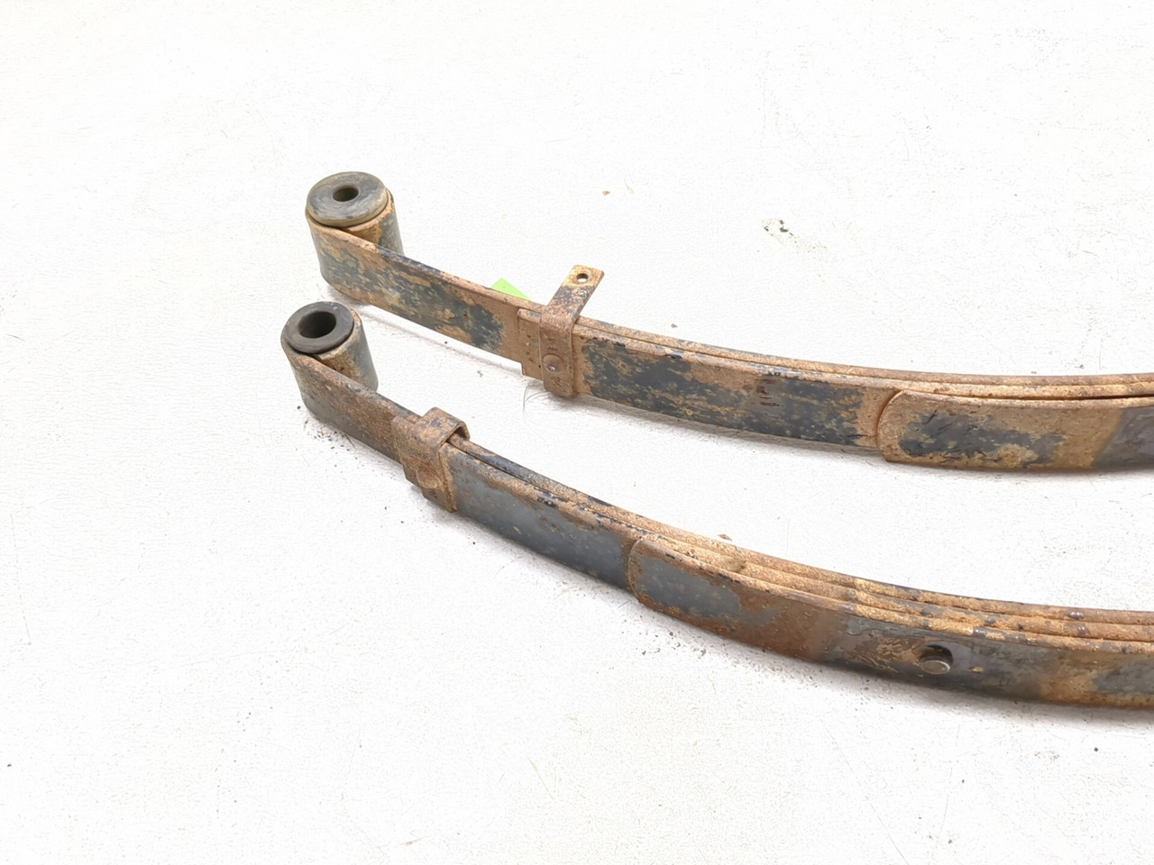 09-24 Kawasaki Mule 4010 KAF620 4x4 Rear Left & Right Leaf Spring
