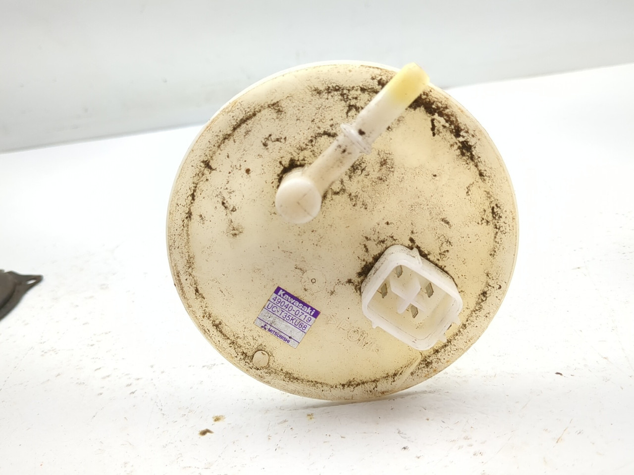 カルメン 09-24 Kawasaki Mule 4010 KAF620 4x4 Fuel Pump & Ring 49040-0719