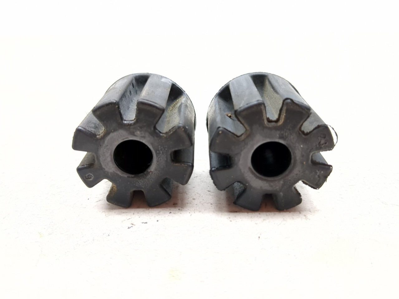 21-24 BMW R18 Classic Set of 2 Fuel Tank Rubber Dampers - Sun