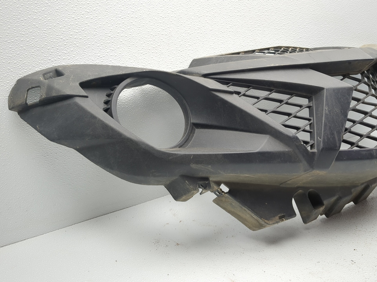 19-25 Yamaha Wolverine X2 850 XT-R Front Grill DAMAGED - Sun Coast