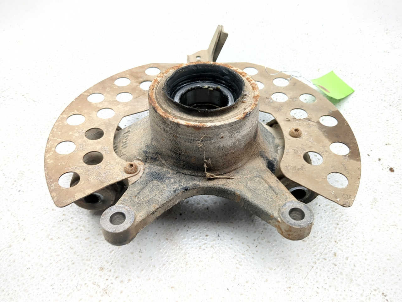 19-25 Yamaha Wolverine X2 850 XT-R Left Rear Knuckle B4J-F530F-00