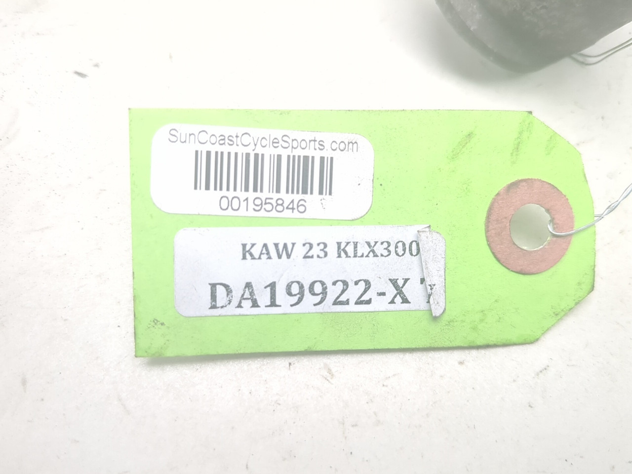 アール 21-25 Kawasaki KLX300E Right Rear Brake Caliper Bracket Piston