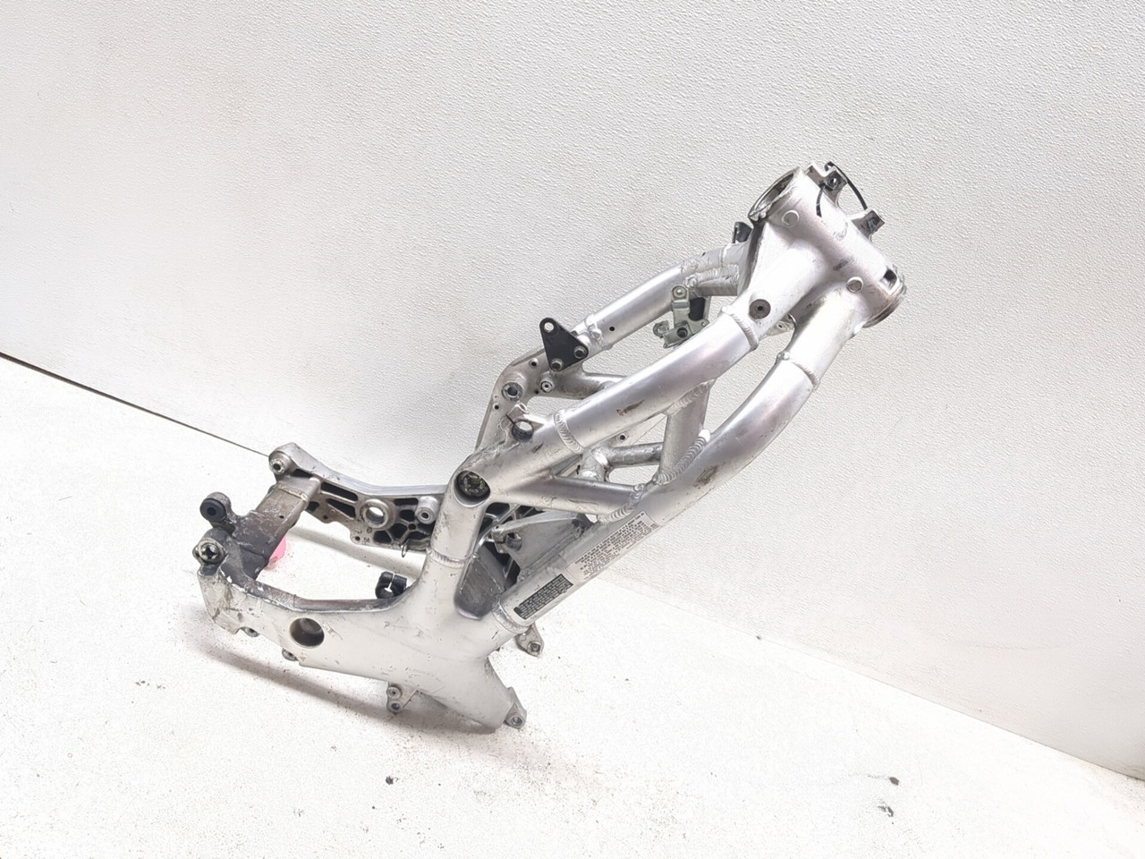 99-02 Suzuki SV650 S Main Frame Chassis STRAIGHT SLVG - Sun Coast