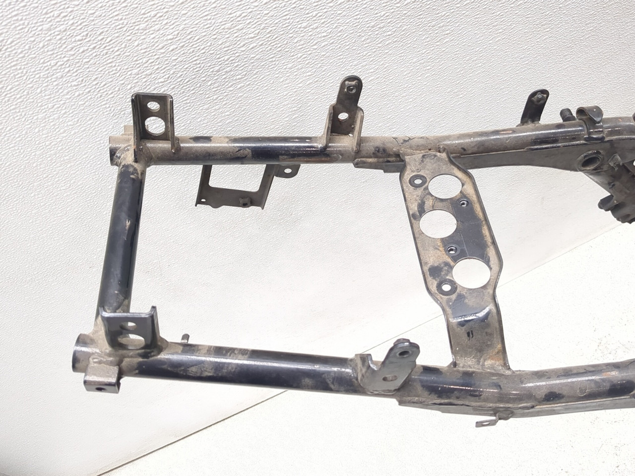 01-05 Kawasaki ZRX1200 Main Frame Chassis STRAIGHT CLN 32160-1634