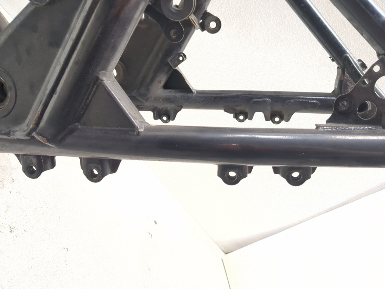 01-05 Kawasaki ZRX1200 Main Frame Chassis STRAIGHT CLN 32160-1634