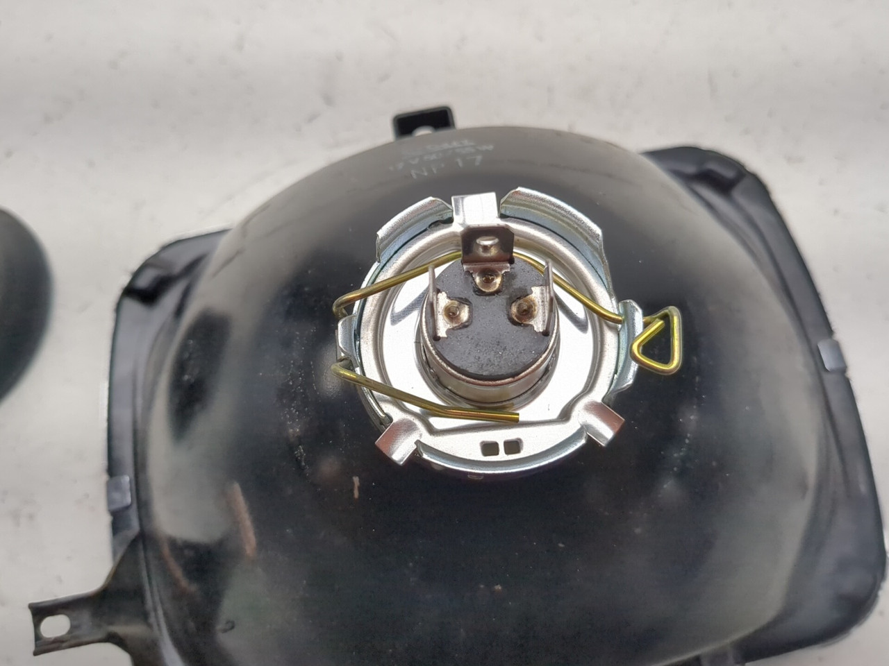 01-05 Kawasaki ZRX1200 Front Headlight 23007-1321 - Sun Coast
