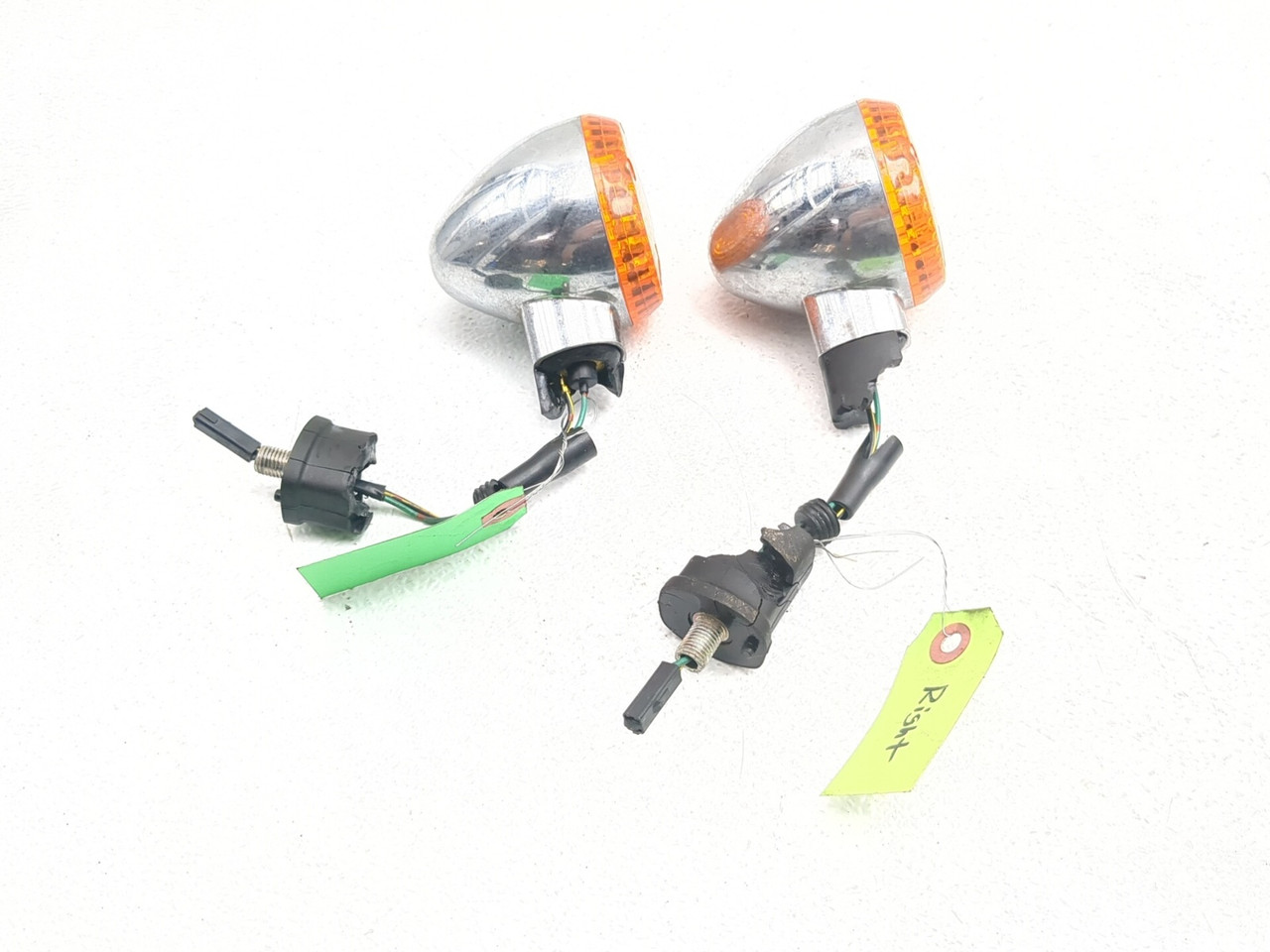 06-16 Kawasaki Vulcan 900 VN900D Left & Right Front Turn Signal