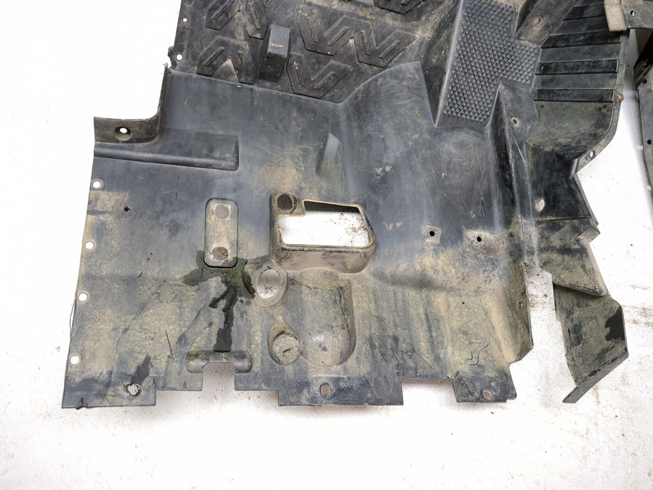 08-13 Kawasaki Teryx KRF 750 Front Left & Right Floor Boards - Sun