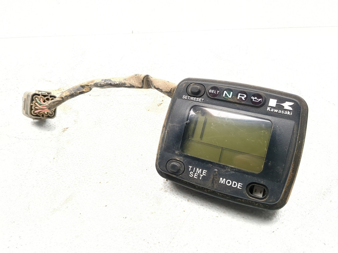 トロフィー ATTN: DMG - 08-13 Kawasaki Teryx KRF 750 Gauge Speedometer