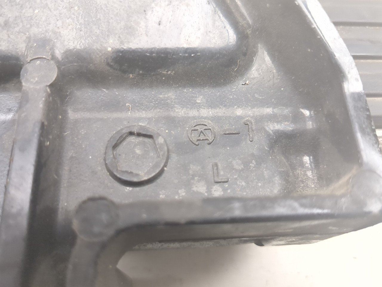 98-04 Kawasaki VN1500 Vulcan Nomad Left & Right Front Driver