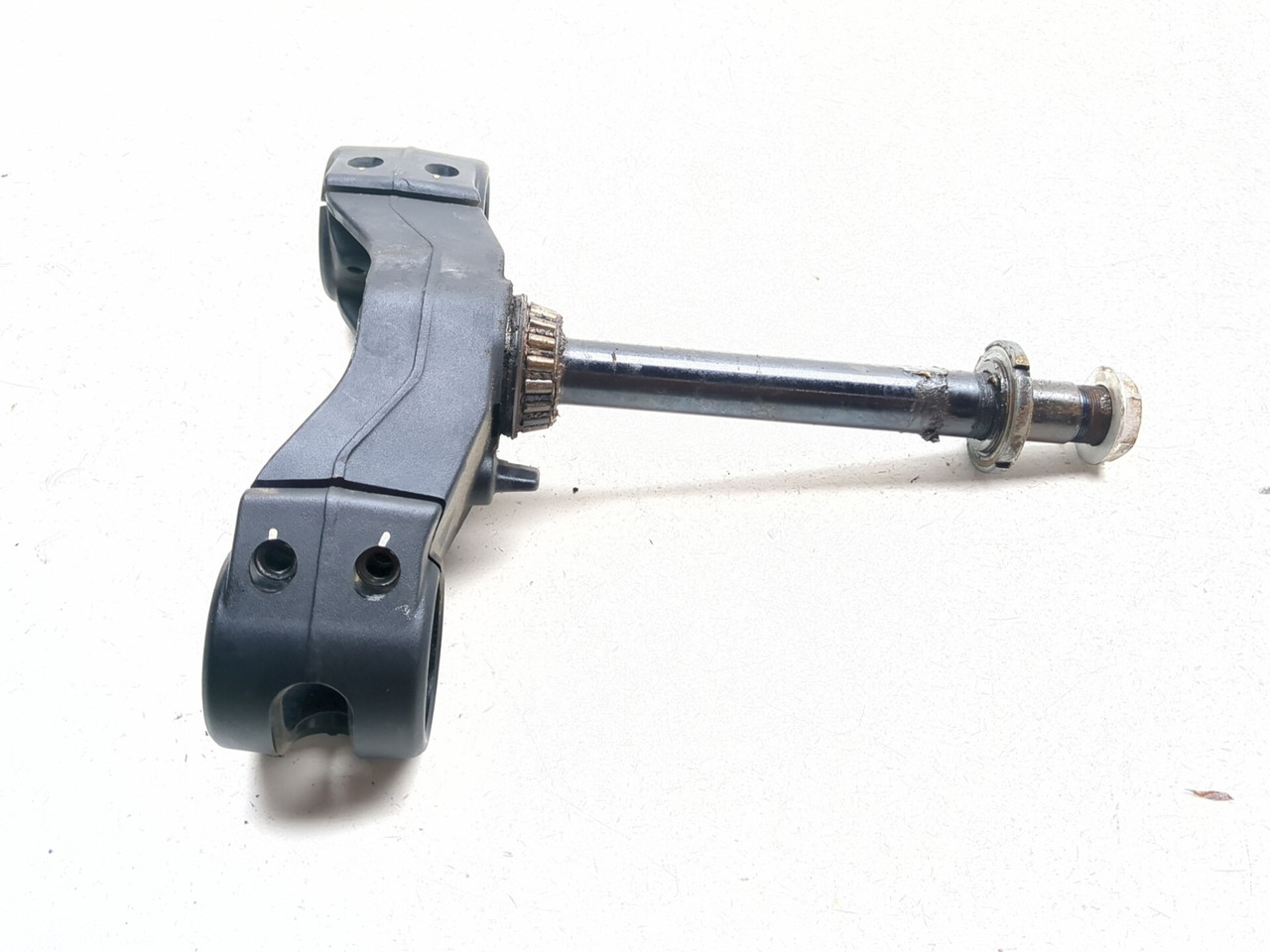 17-20 Aprilia Shiver 900 Navi Front Lower Triple Tree Yoke Stem