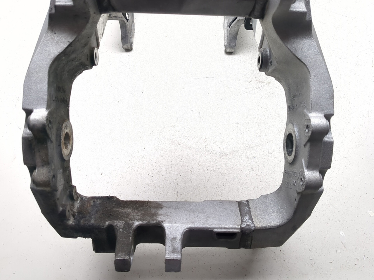 06-10 Aprilia Tuono 1000R Factory Main Frame Chassis STRAIGHT CLN