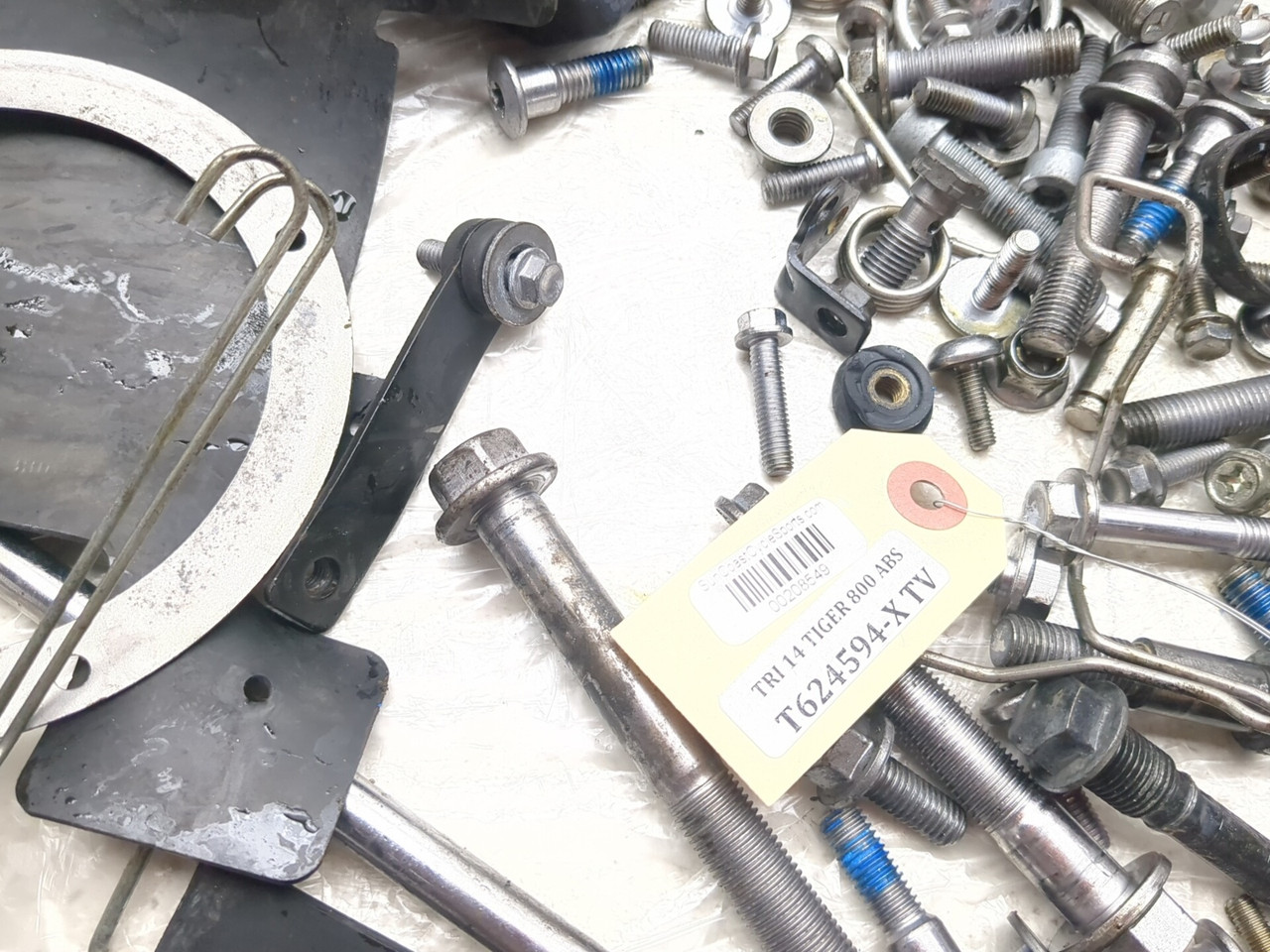 ユウ 11-14 Triumph Tiger 800 Bolts & Sprocket Cover Hardware Bolt Kit
