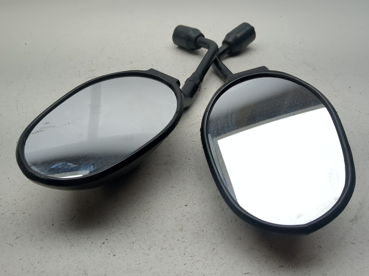 11-14 Triumph Tiger 800 Front Left & Right Mirror Set T2060019