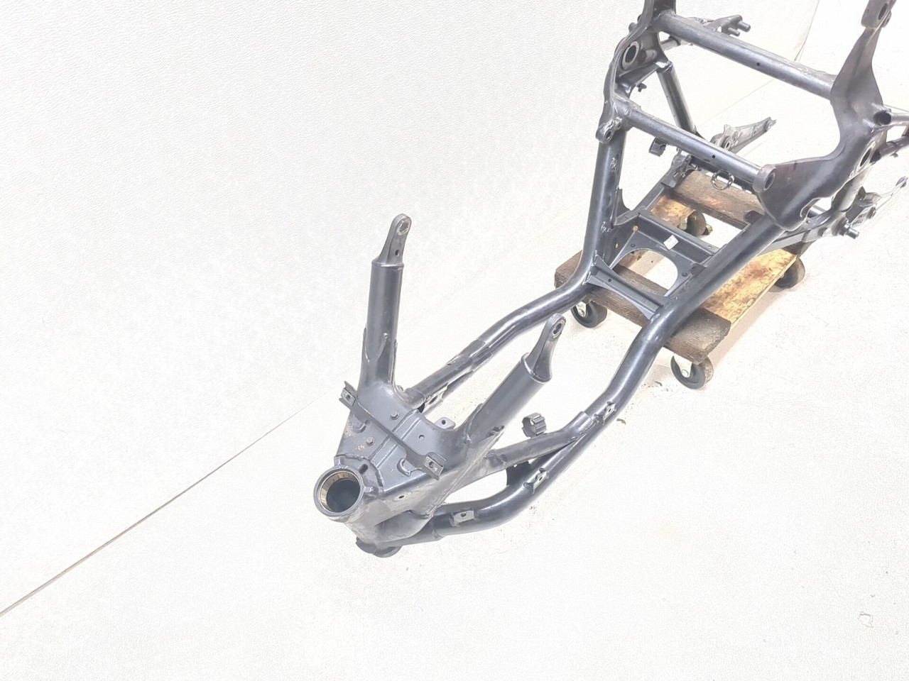 04-09 Triumph Rocket 3 III Main Frame Chassis CLN 2073128 - Sun
