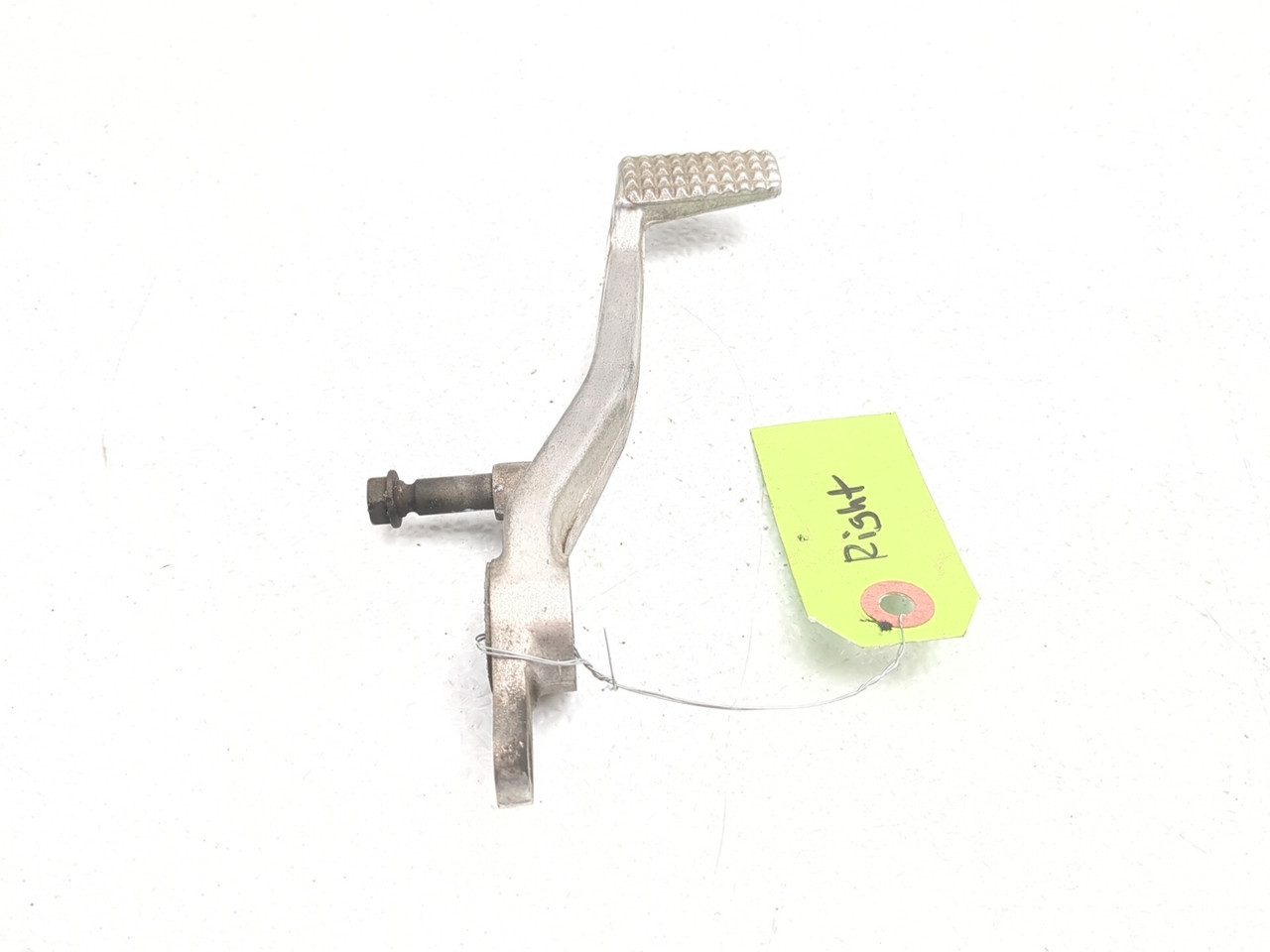 98 99 Kawasaki Ninja ZX6R ZX600G Right Rear Brake Pedal 43001-1437