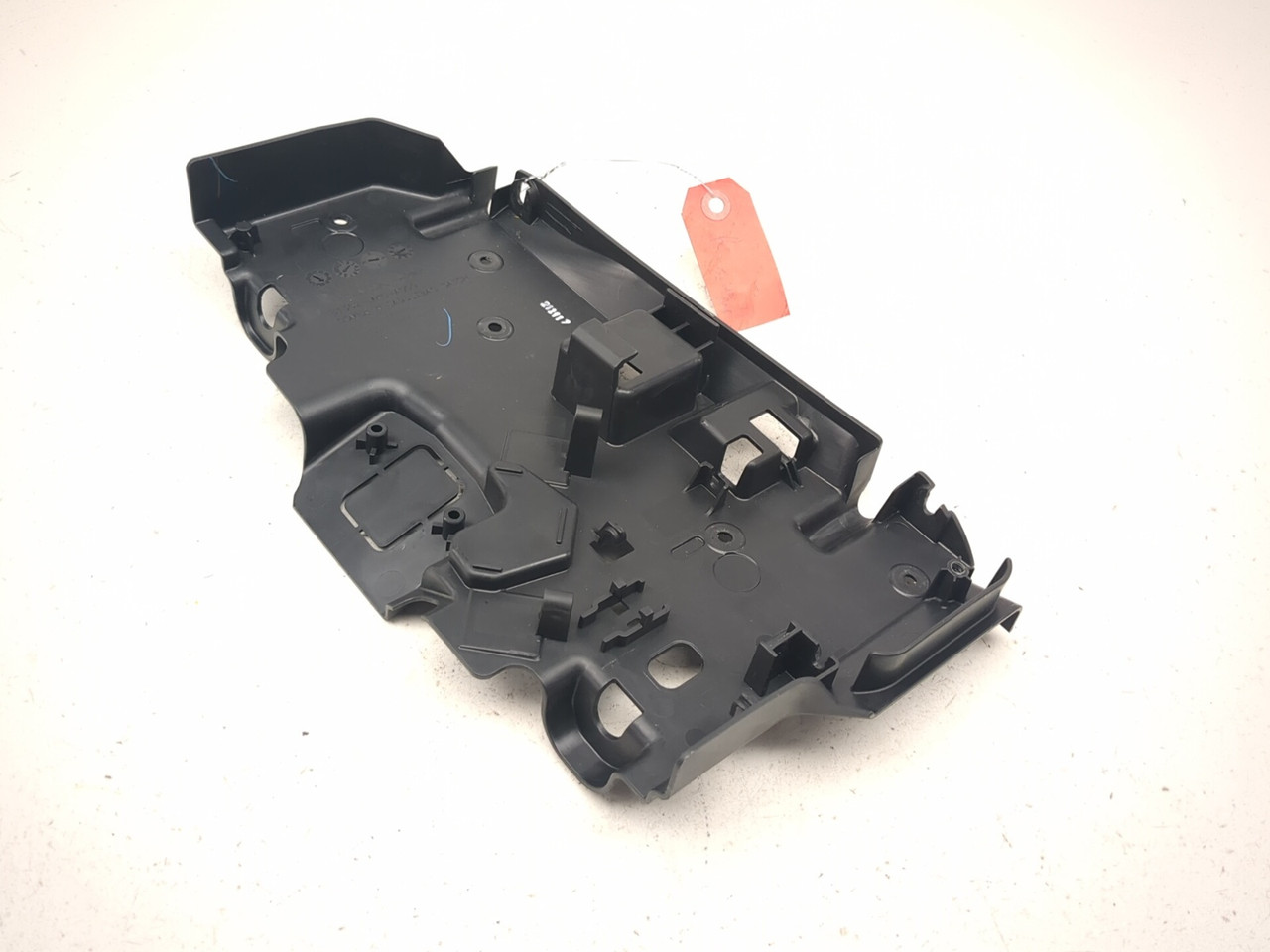 18-24 Honda GL1800 Goldwing 1800 Rear Right Saddlebag Catch Cover