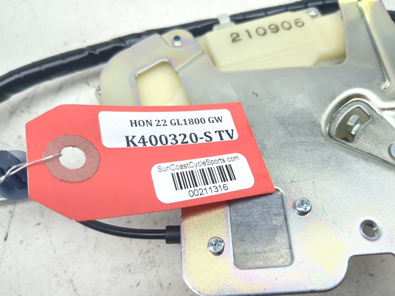 【GSHS】 18-24 Honda GL1800 Goldwing 1800 Rear Left Latch & Actuator