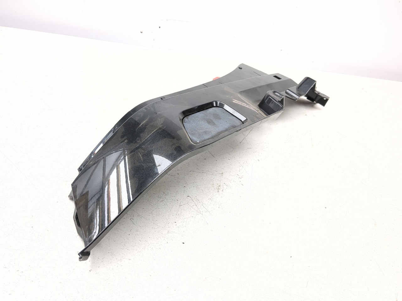 ★Ｎ★ 18-24 Honda GL1800 Goldwing 1800 Rear Right Upper Saddlebag Cover