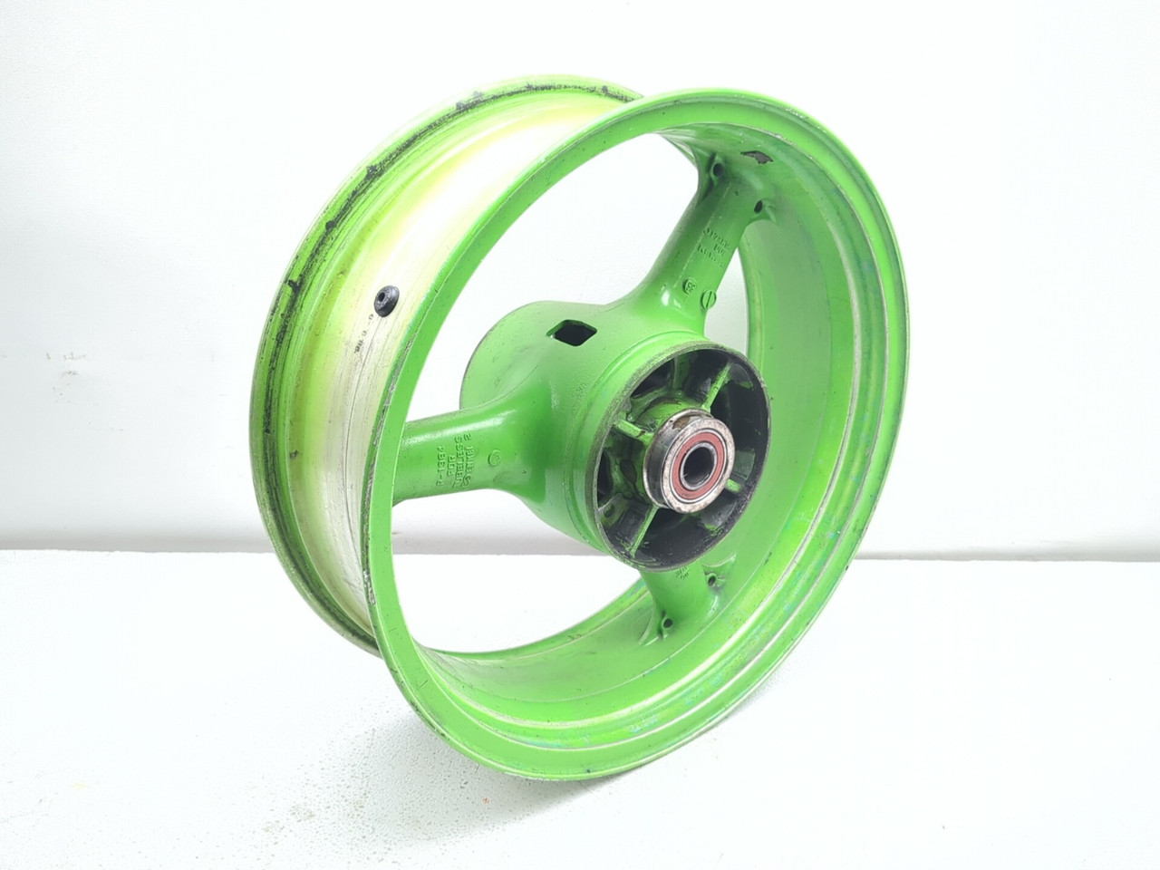 98 99 Kawasaki Ninja ZX6R ZX600G Rear Wheel Rim STRAIGHT 17X5.50 