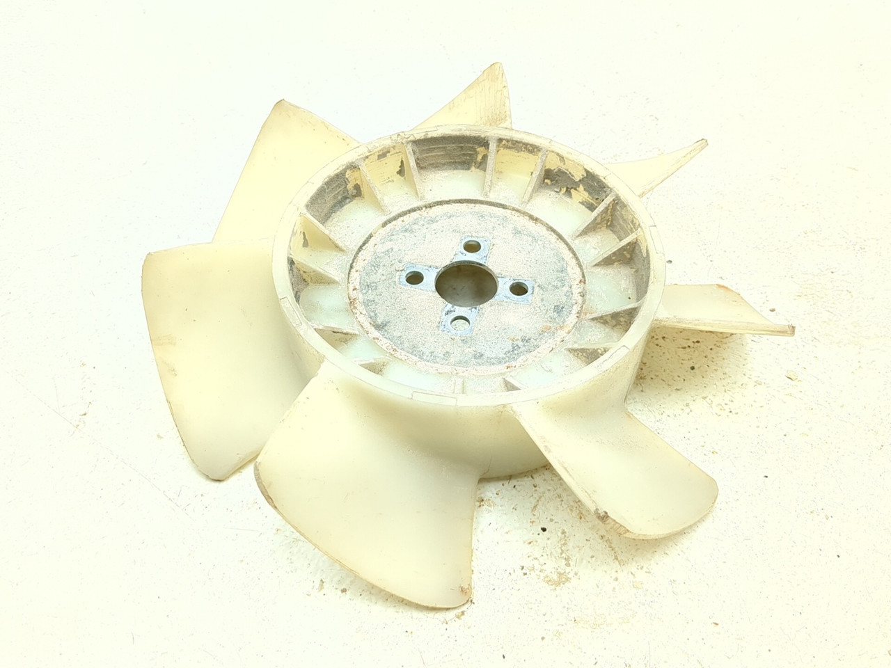 トロフィー 16-25 Kawasaki Mule Pro-DXT KAF1000 Engine Cooling Fan Blade Motor