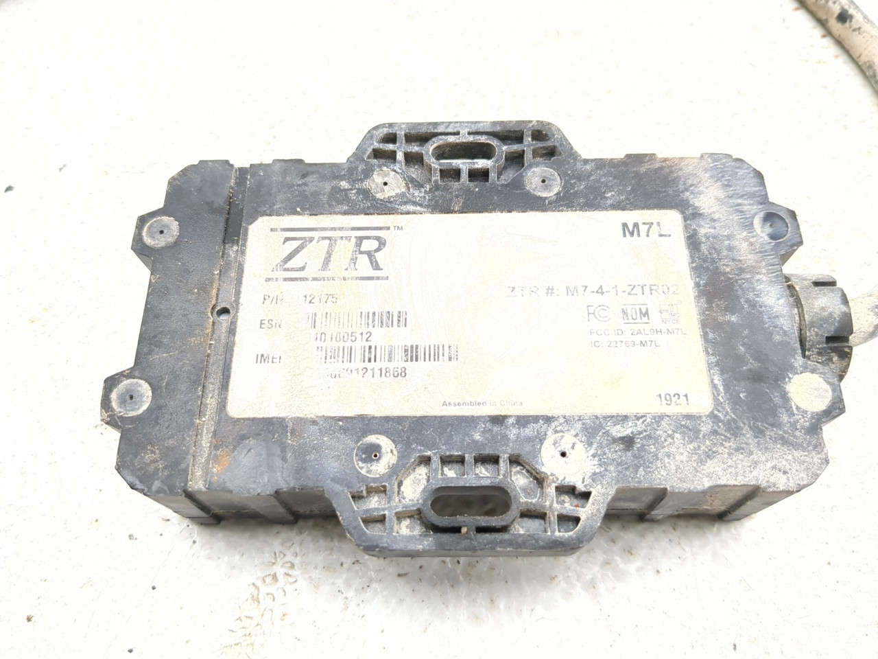 マジェスティー 16-25 Kawasaki Mule Pro-DXT KAF1000 ZTR M7L Telematics Control