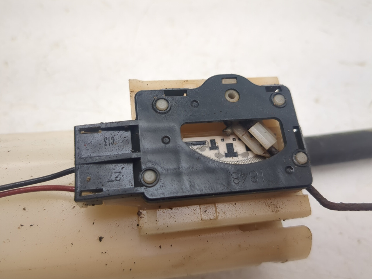 17-25 Kawasaki Mule Pro DXT KAF1000 Fuel Level Sending Unit 52005