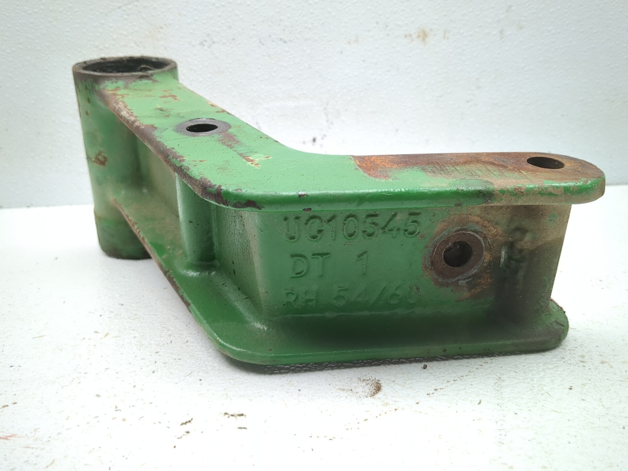 16-24 John Deere Z930M ZTrak Mower Front Right Caster Arm AUC12473