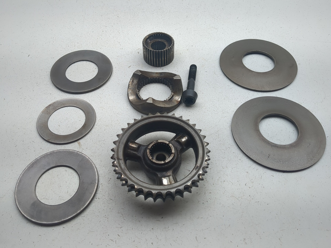 18-20 Harley Street Bob FXBB Compensator Sprocket Gear Assembly