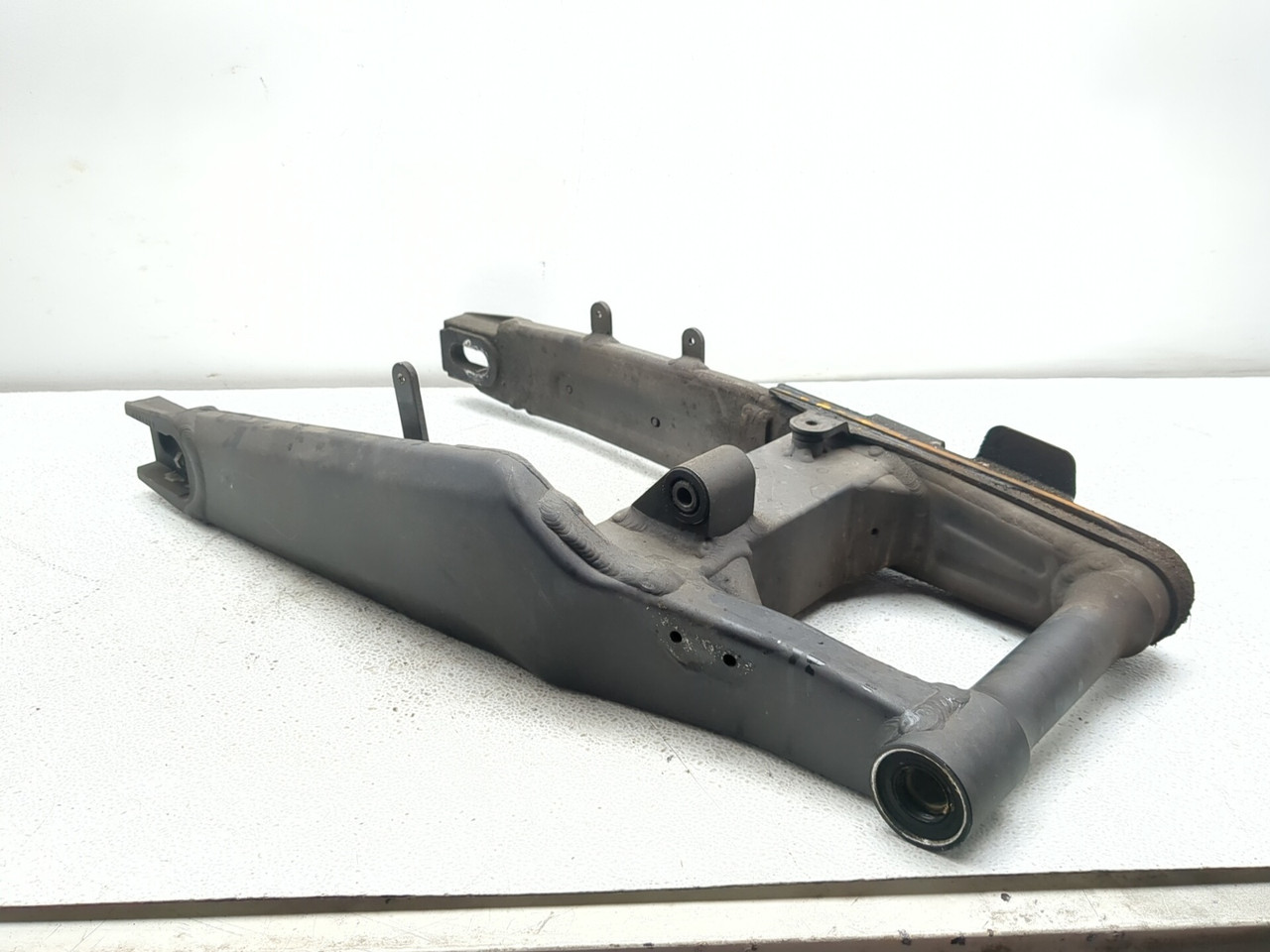 15-18 Kawasaki KLZ 1000 Versys LT Rear Swingarm 33001-0635-18R