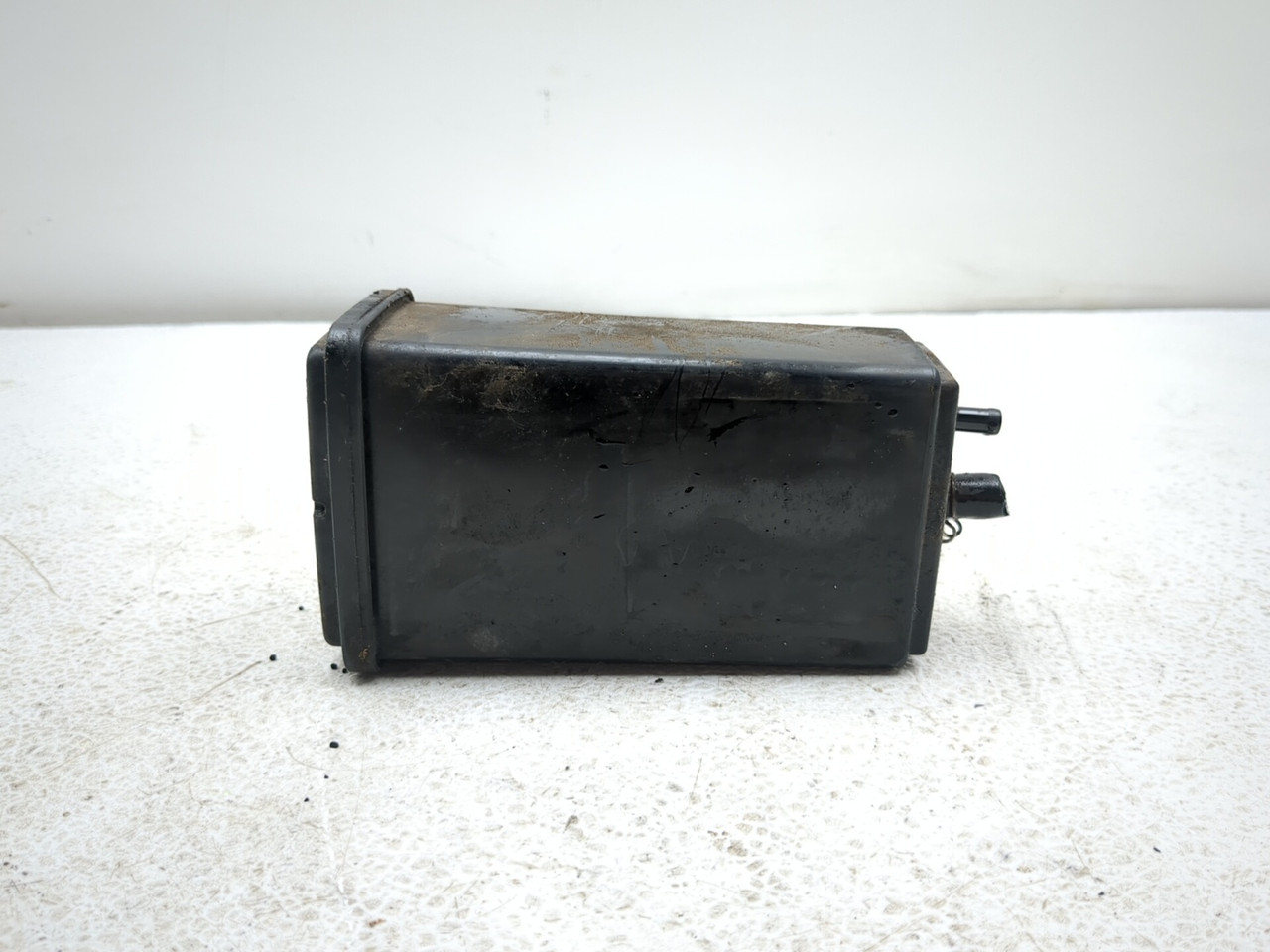 かん  15-18 Kawasaki KLZ 1000 Versys LT Charcoal Canister 16164-0012