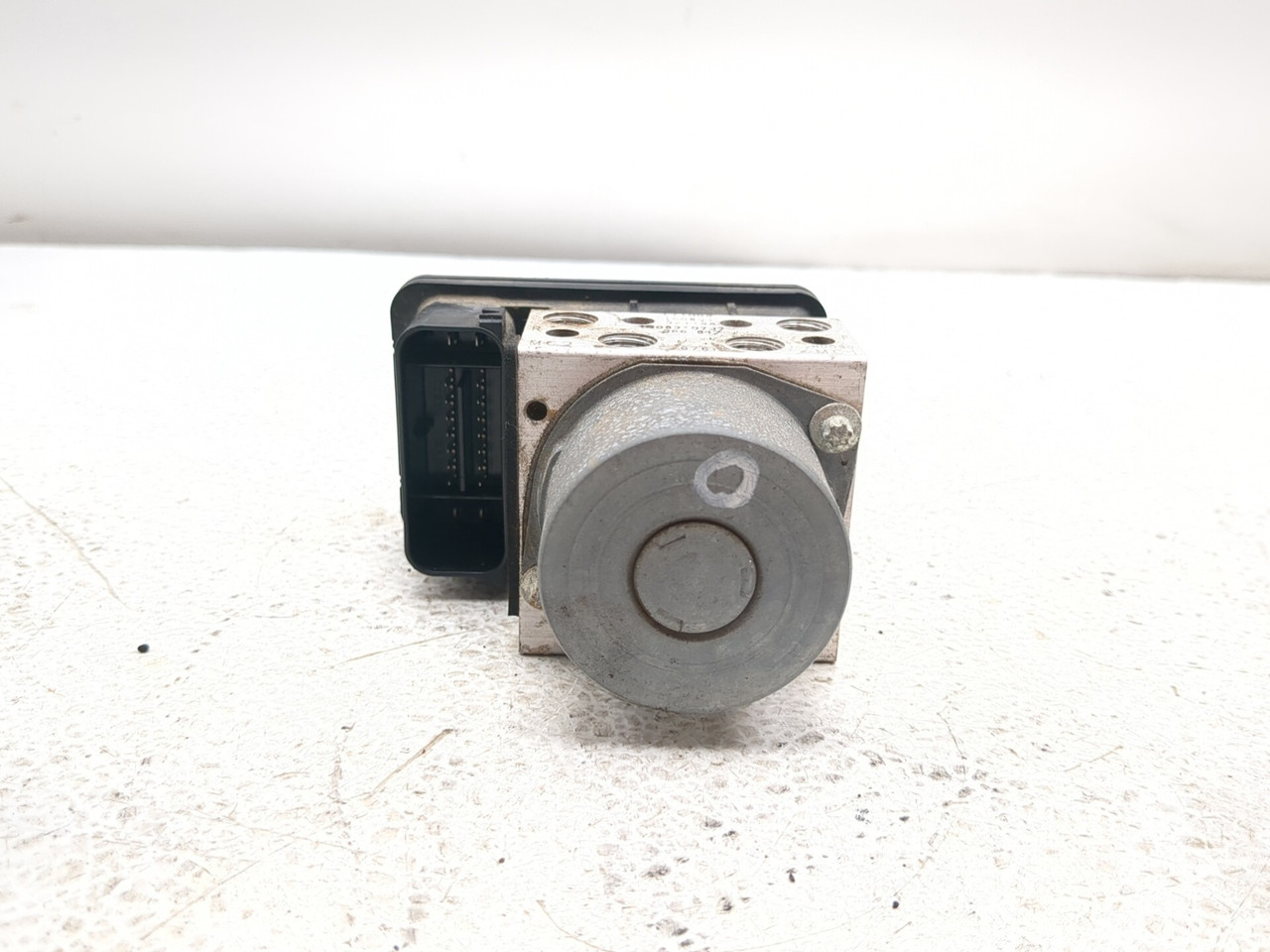 15-18 Kawasaki KLZ 1000 Versys LT ABS Pump 16082-0737 - Sun Coast